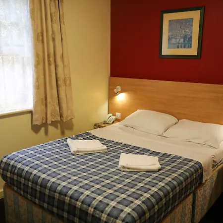 Colliers Hotel-2